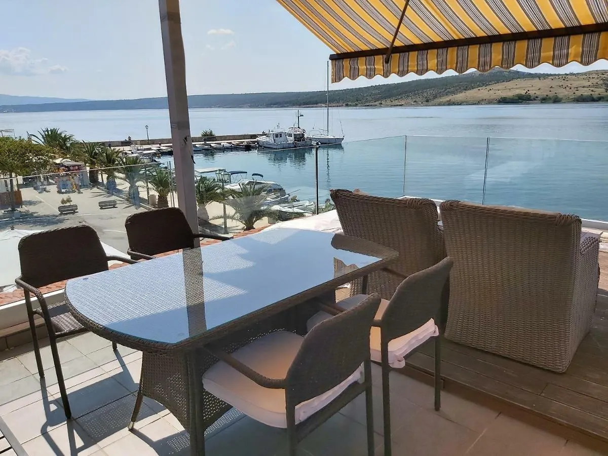 Luxury Apartment By The Sea With Private Whirlpool And Terrace 50M2 Posedarje