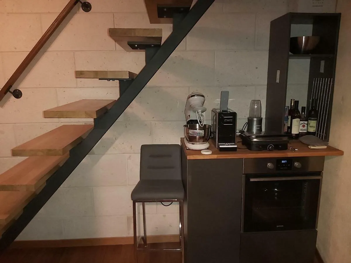 Luxury Apartment By The Sea With Private Whirlpool And Terrace 50M2 Posedarje